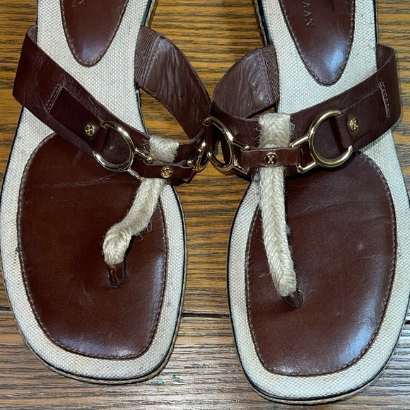 Cole Haan Nike Air Womens Brown Sandals with Gold Embellishment Size 9.5 - Picture 2 of 7